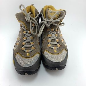 North Face Hiking Boots Women’s Size 7.5